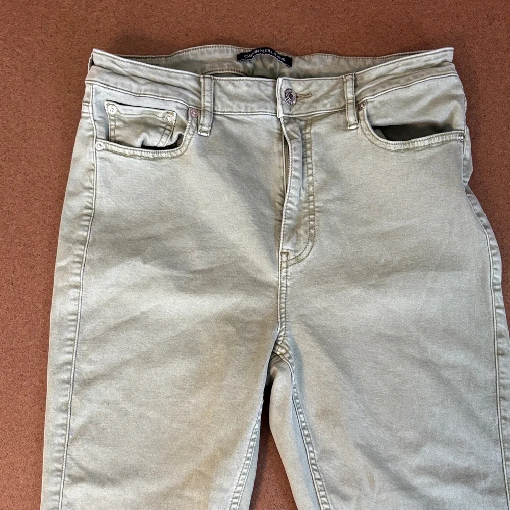 Calvin Klein Jeans Women's Skinny Jeans in Light Green